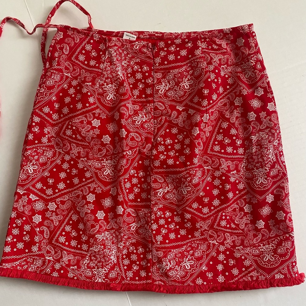 Love Riche Red Paisley Wrap Skirt - Size Small, Like New